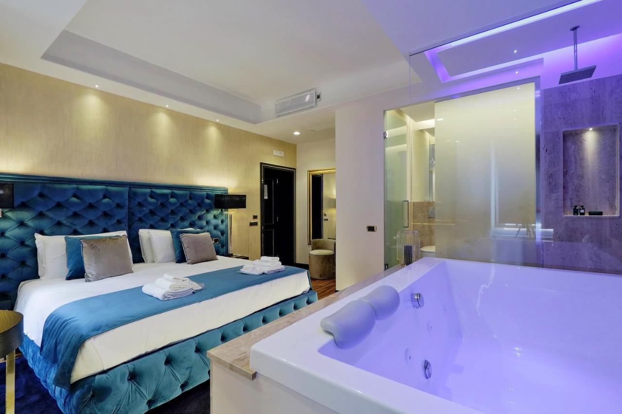 Trevi Diamond Luxury Suites & Jacuzzi Rome Exterior photo