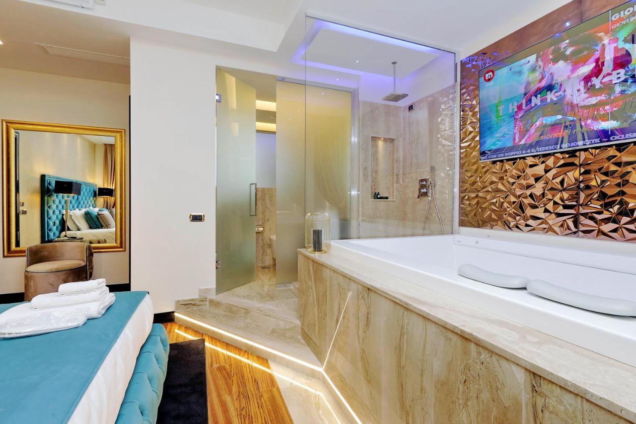 Trevi Diamond Luxury Suites & Jacuzzi Rome Exterior photo